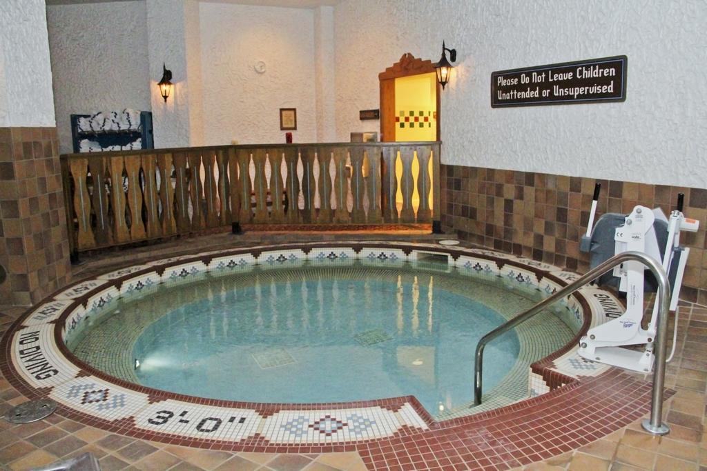 Bavarian Inn Lodge Frankenmuth Ngoại thất bức ảnh