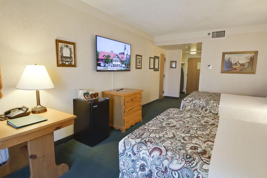 Bavarian Inn Lodge Frankenmuth Phòng bức ảnh